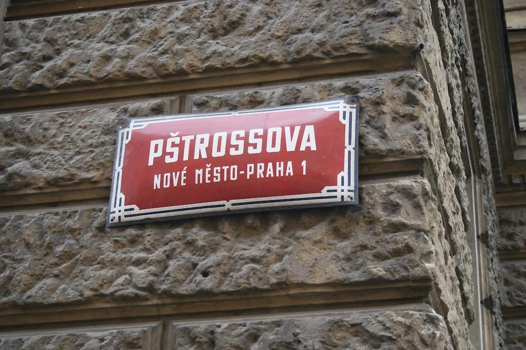 Apartment Alina Prague 0*,